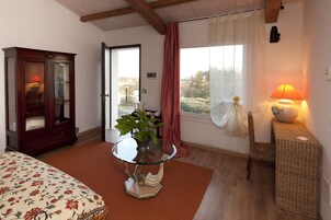 Suite, 1 Bedroom, Hill View | Living room | LCD TV