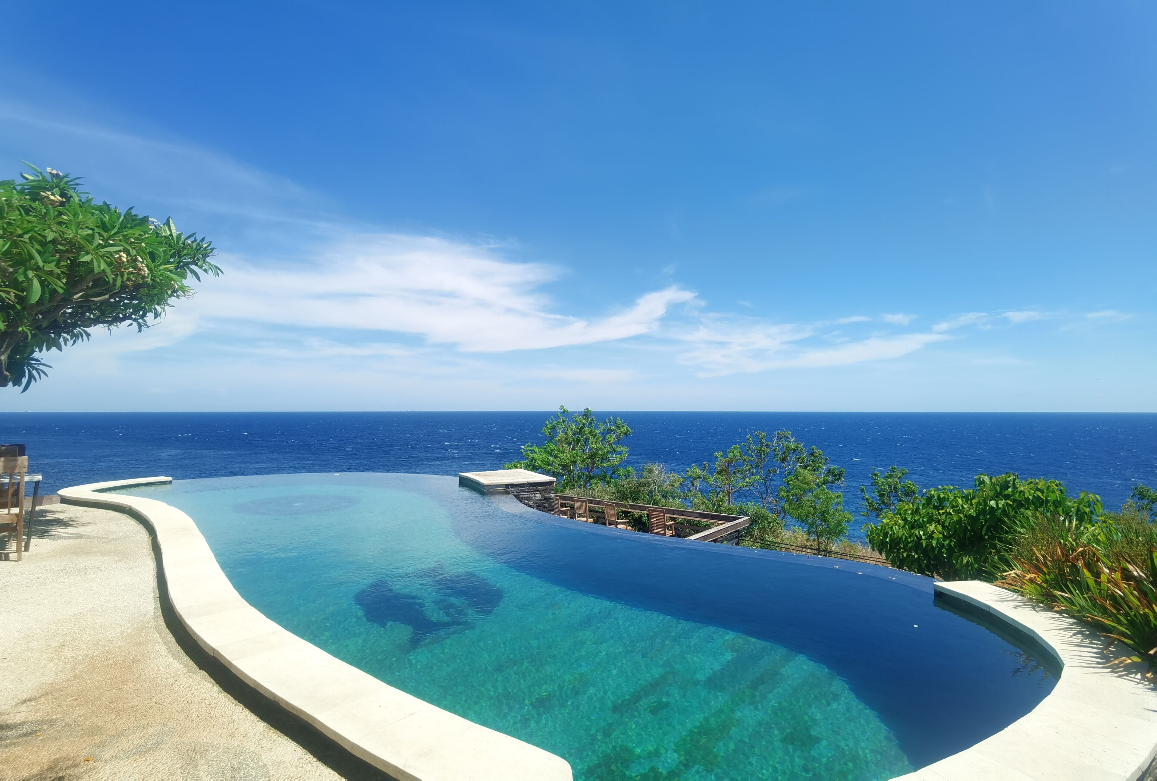 屋外プール、サンラウンジャー