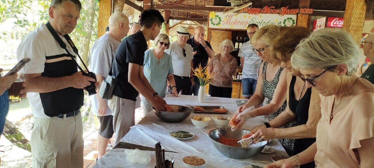 quadruple room, garden view | minibar, desk, free wifi, bed sheets