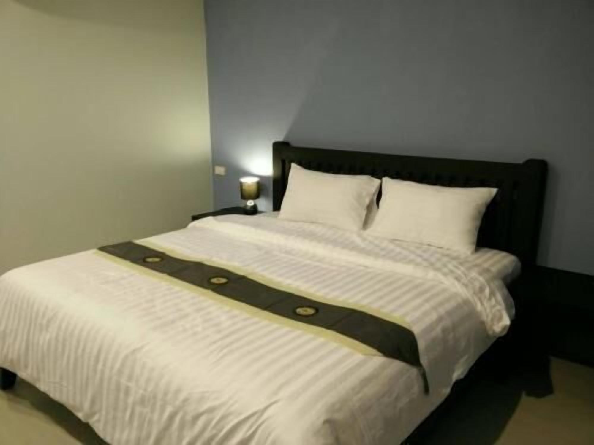 Hypo-allergenic bedding, desk, blackout curtains, rollaway beds