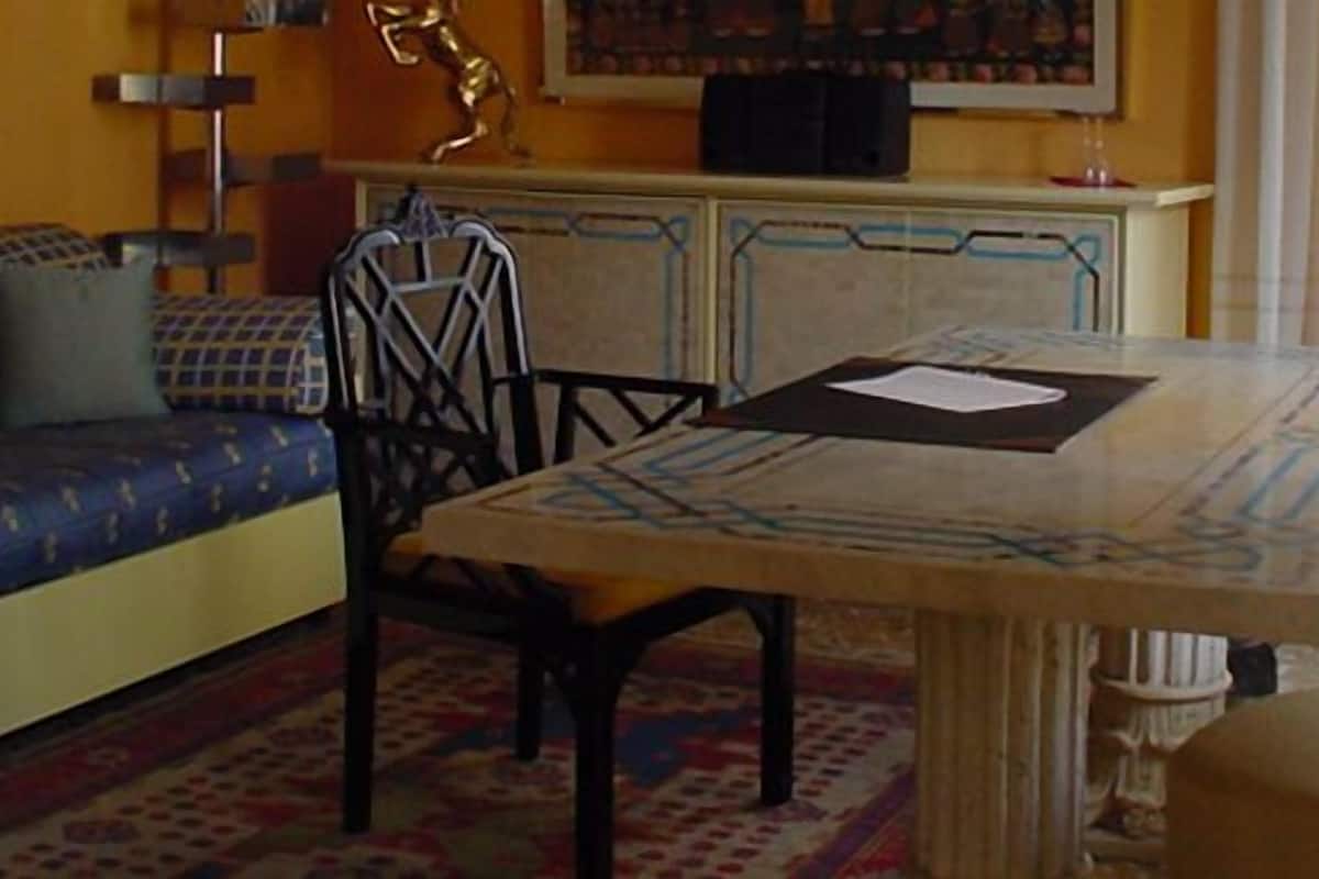 Suite | Living area
