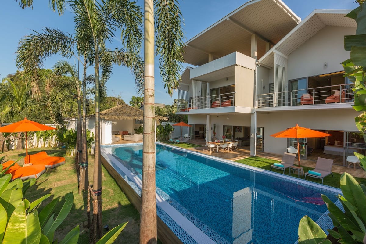 Luxury Villa, 5 Bedrooms, Partial Ocean View, Beachside