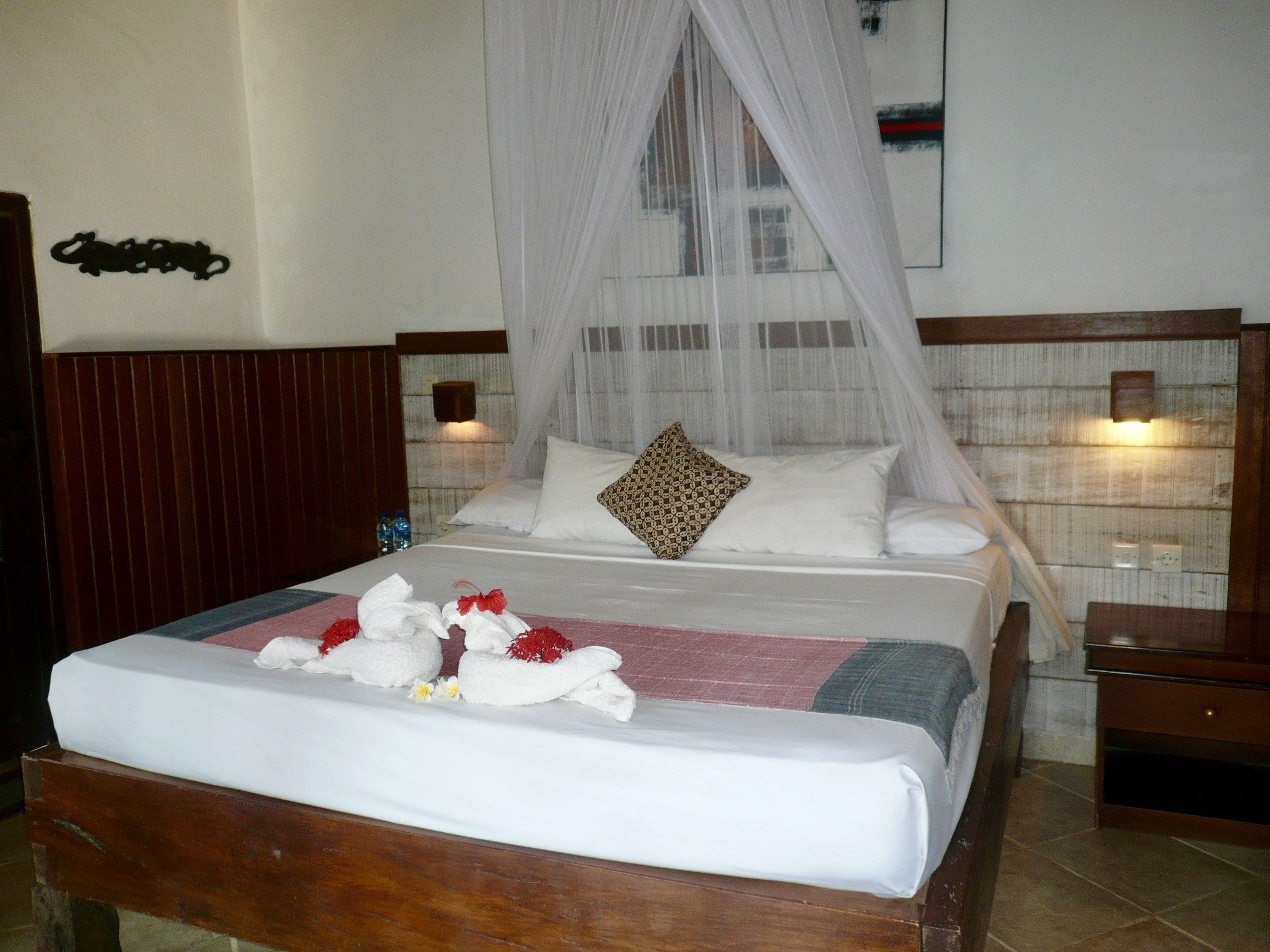 1 bedroom, premium bedding, in-room safe, desk