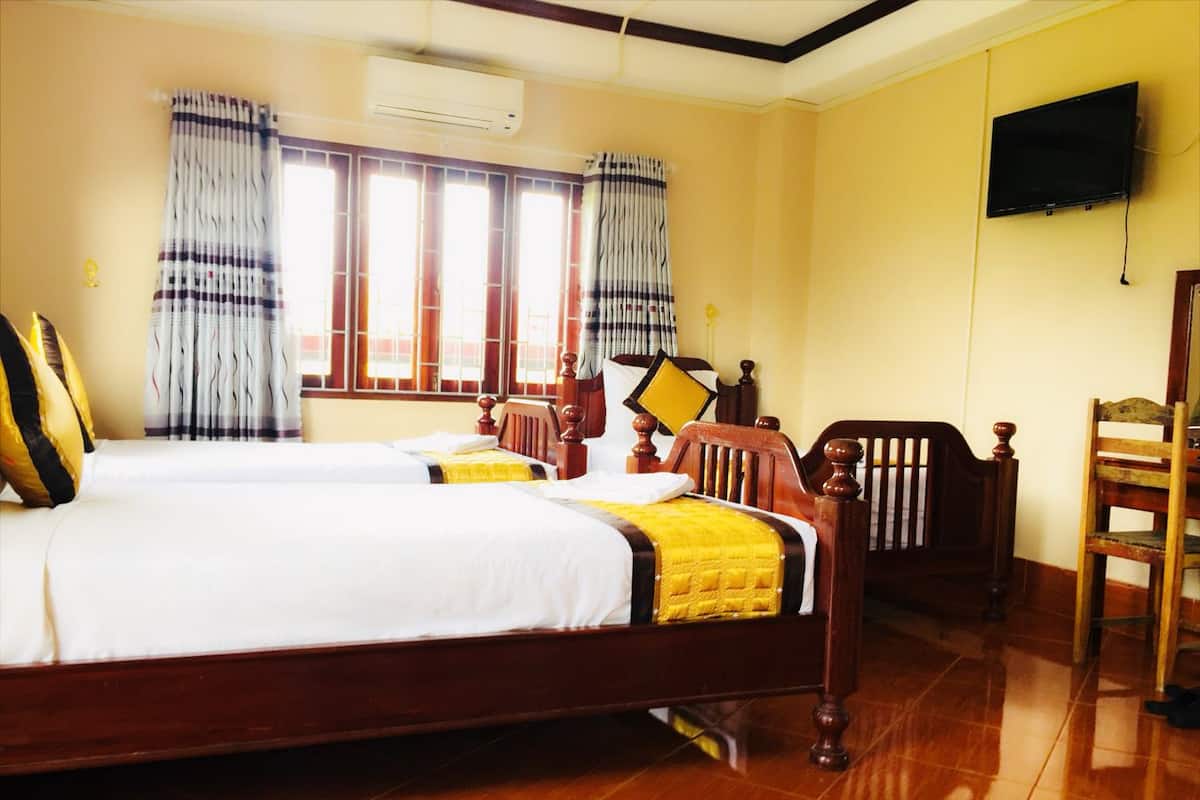 Memory-foam beds, minibar, in-room safe, desk