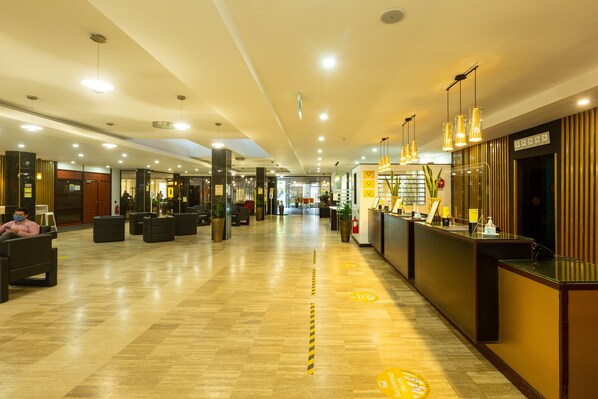 Lobby - Accra City Hotel (Accra)
