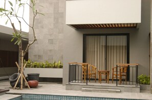 Superior tvåbäddsrum | Utomhuspool | Inomhuspool och utomhuspool