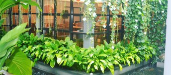 Grand Laguna Hotel & Villa