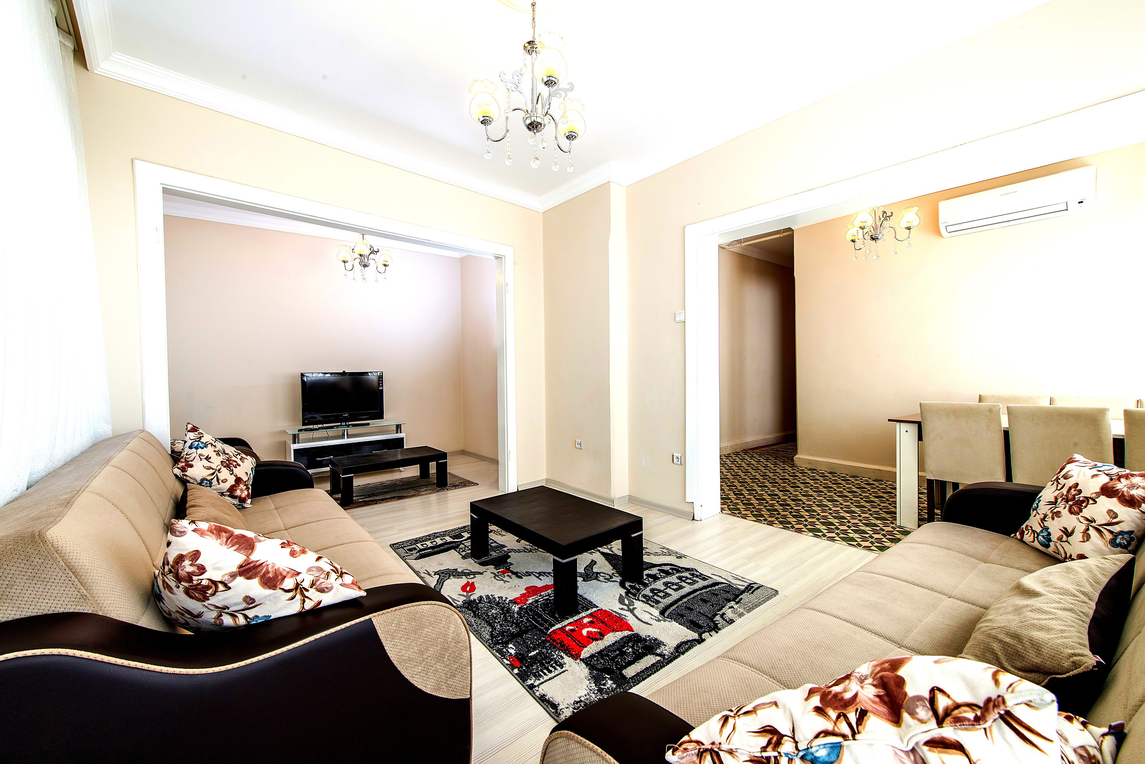 Appartamento Deluxe, 2 camere da letto | Soggiorno | TV LCD