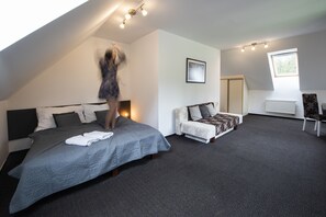 Double Room (2 Adults  2 Children) | Desk, free WiFi - Penzion Sileo (Pribylina)