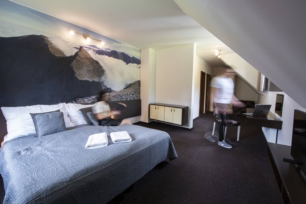 Deluxe Double Room (2 Adults 1 Child) | Skrivebord og wi-fi (inkludert)