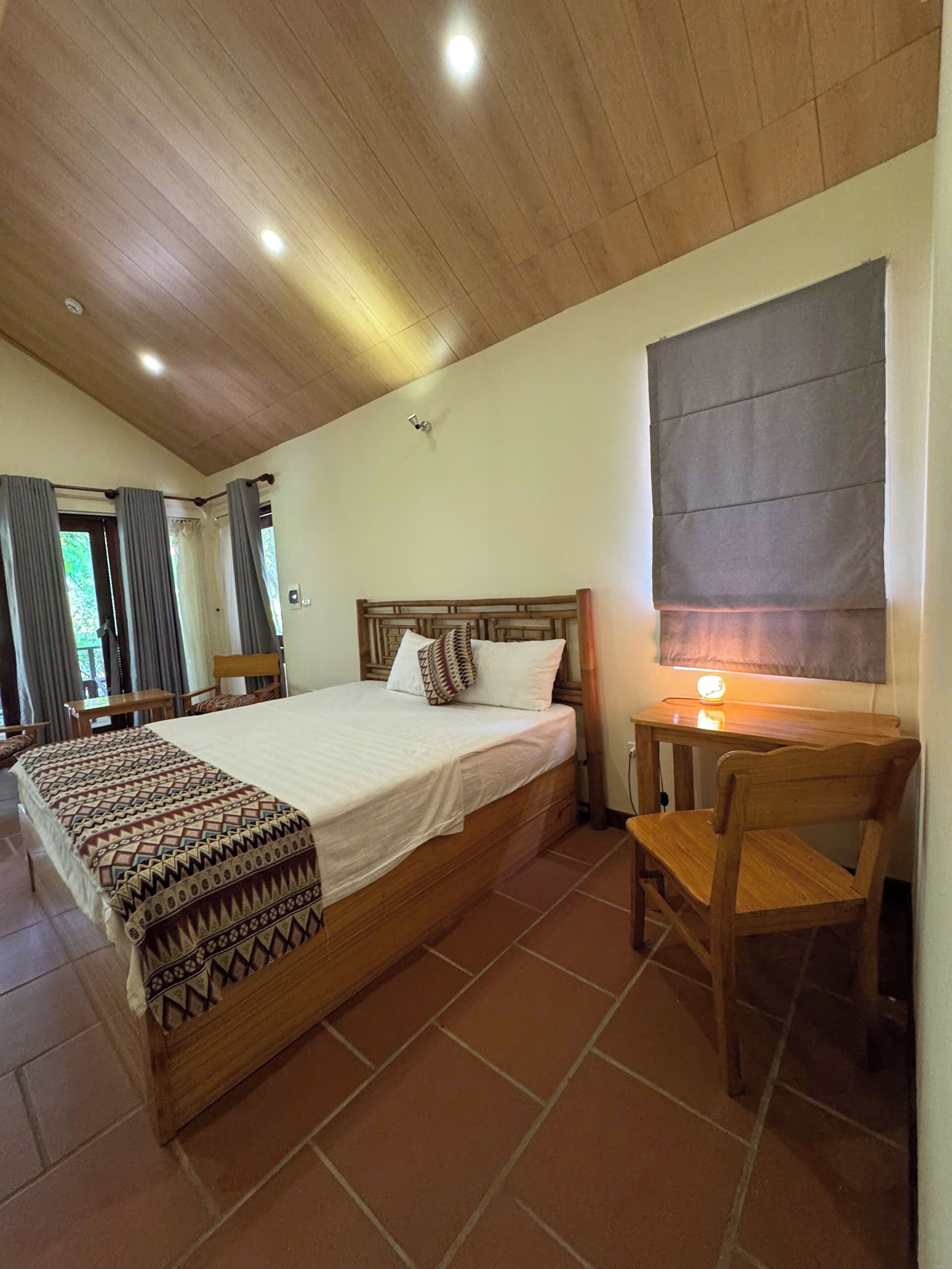 Colchones con pillow-top, minibar, wifi gratis y ropa de cama 