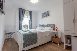 In-room safe, desk, soundproofing, free WiFi - Elite Hotel By MK (Istanbul)