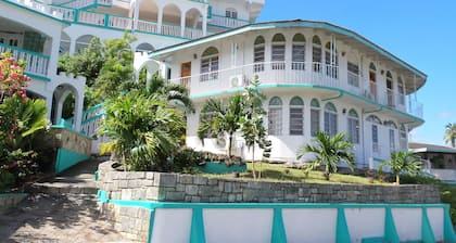 The Apartments at Jolly Castle