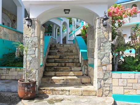 Fachada de la propiedad