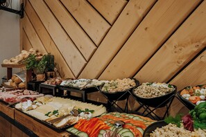 Ilmainen päivittäinen buffetaamiainen 