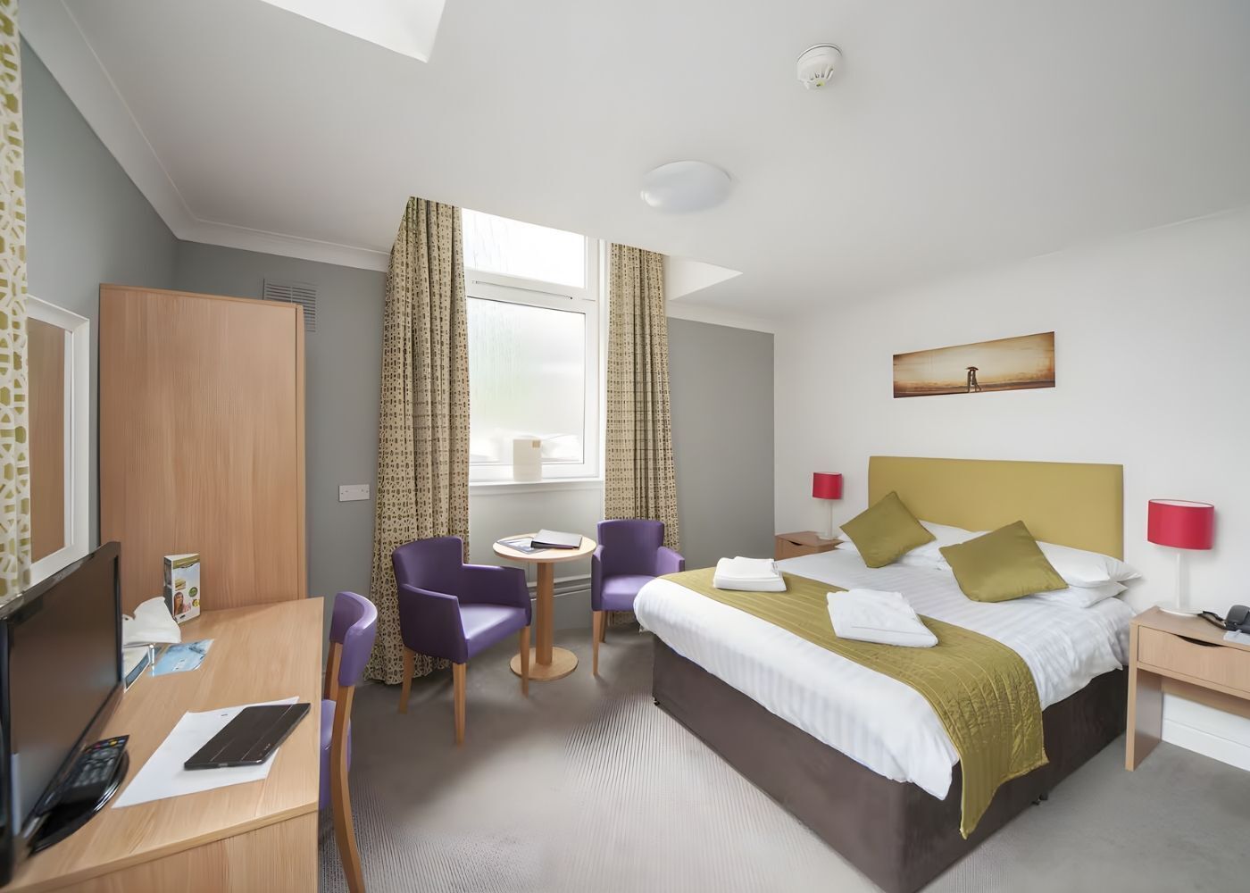 Standard Double Room, Ensuite, Sea View