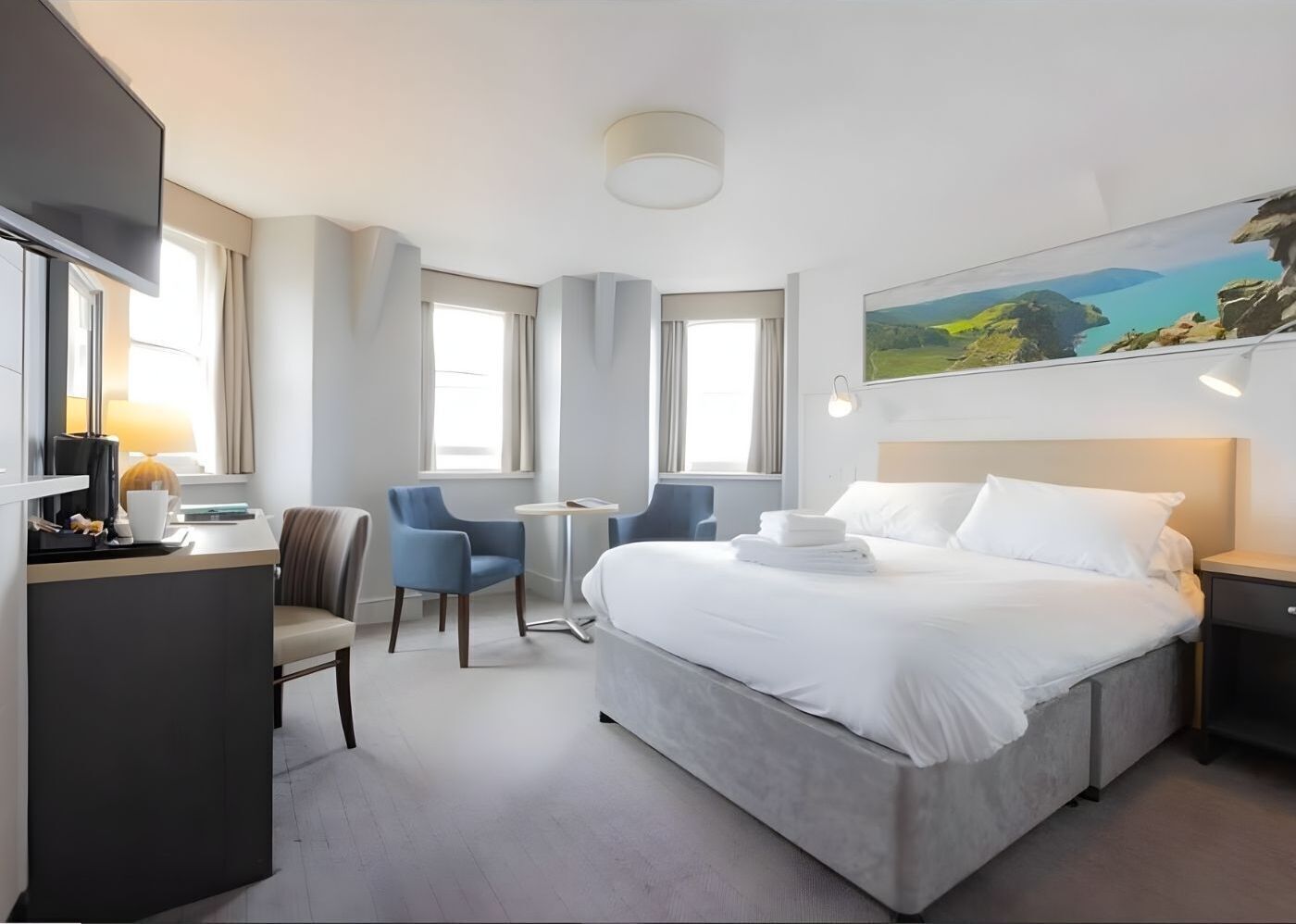 Superior Double Room, Ensuite | Iron/ironing board, free WiFi, bed sheets