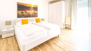 Căn hộ, 2 phòng ngủ, không hút thuốc, ban công (excl. 90€ cleaning fee) | Bộ đồ giường kháng dị ứng, két bảo mật tại phòng, màn/rèm cản sáng
