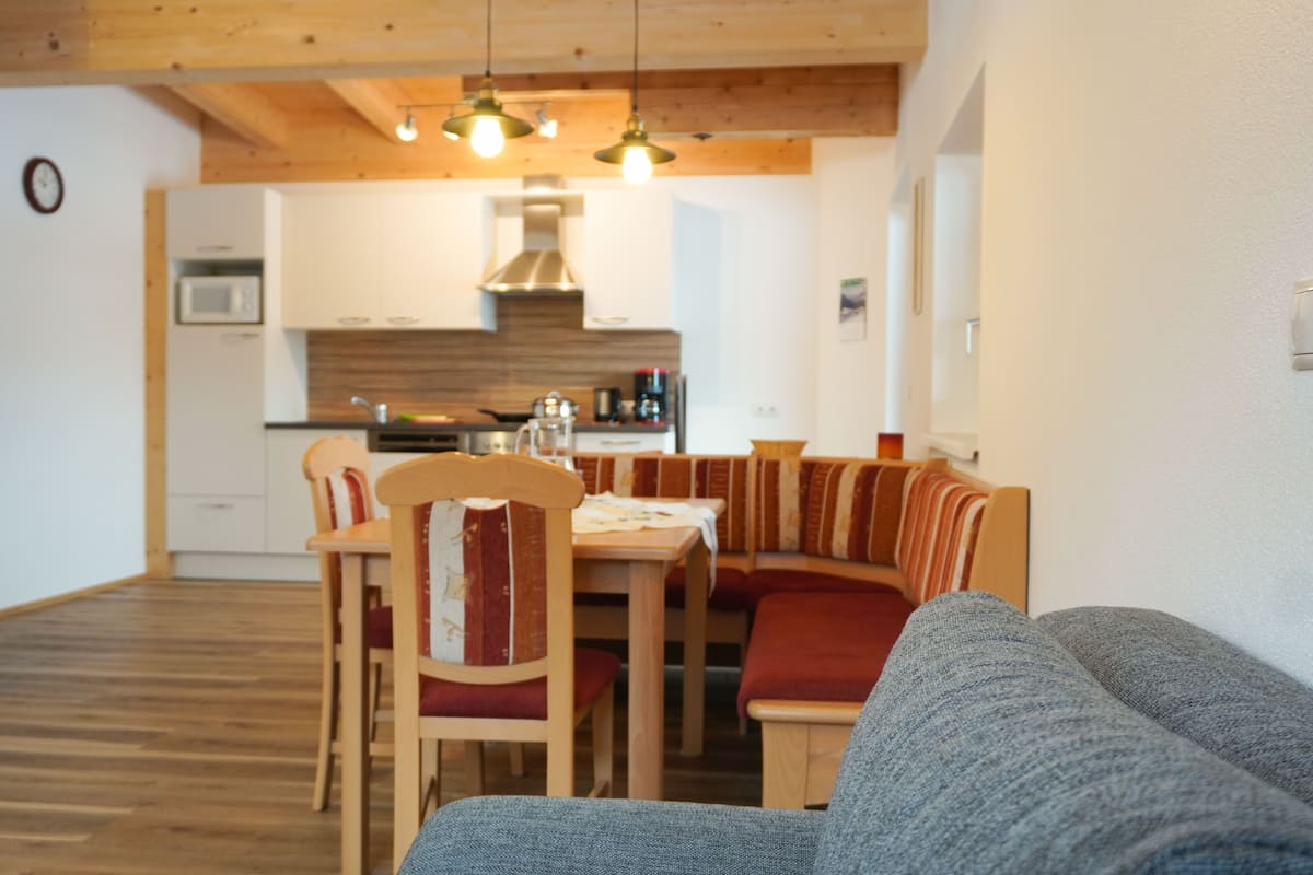 Family Apartment, 2 Bedrooms, Kitchen, Courtyard View | Living area