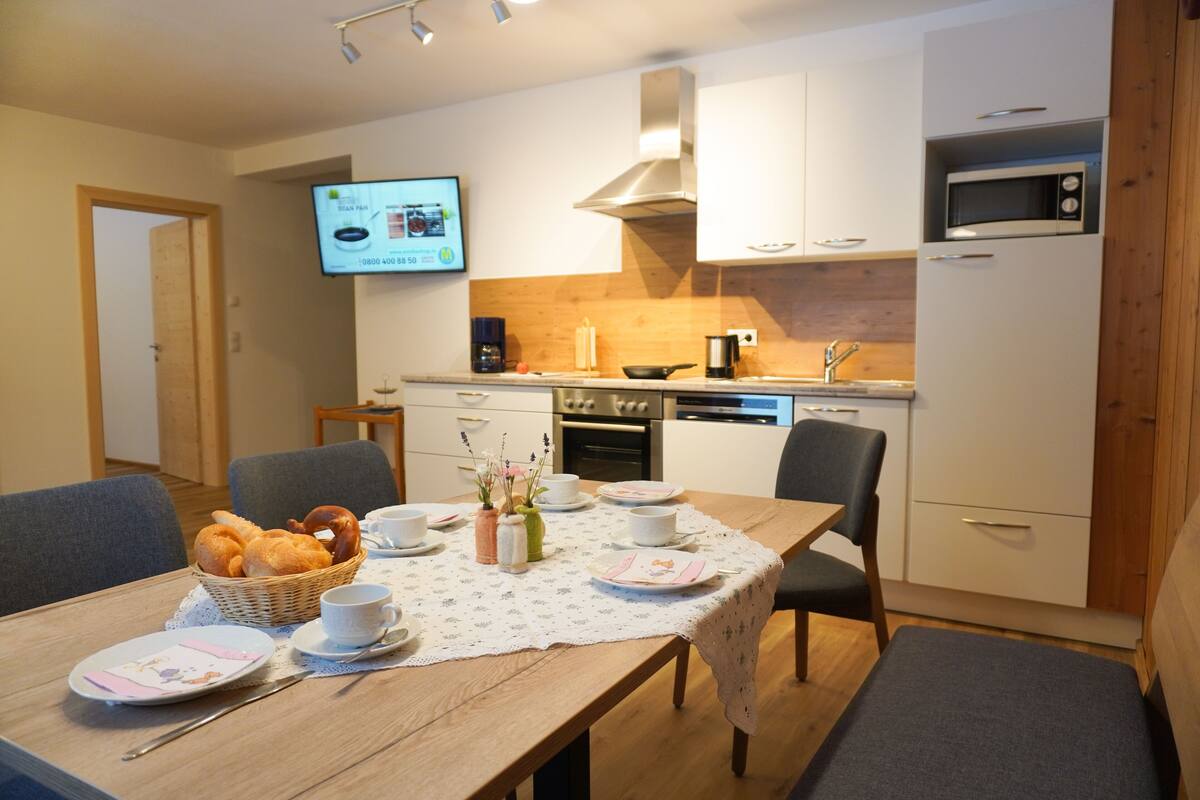 Panoramic Apartment, 1 Bedroom, Kitchen, Mountain View (Terrace) | Living area