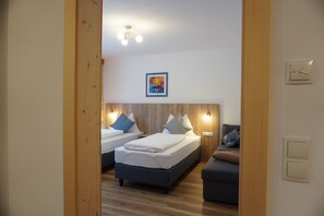 Apartament panoràmic, 1 dormitori, cuina, vistes a la muntanya (Terrace) | Roba de llit hipoal·lergògena, cortines opaques i bressols gratuïts