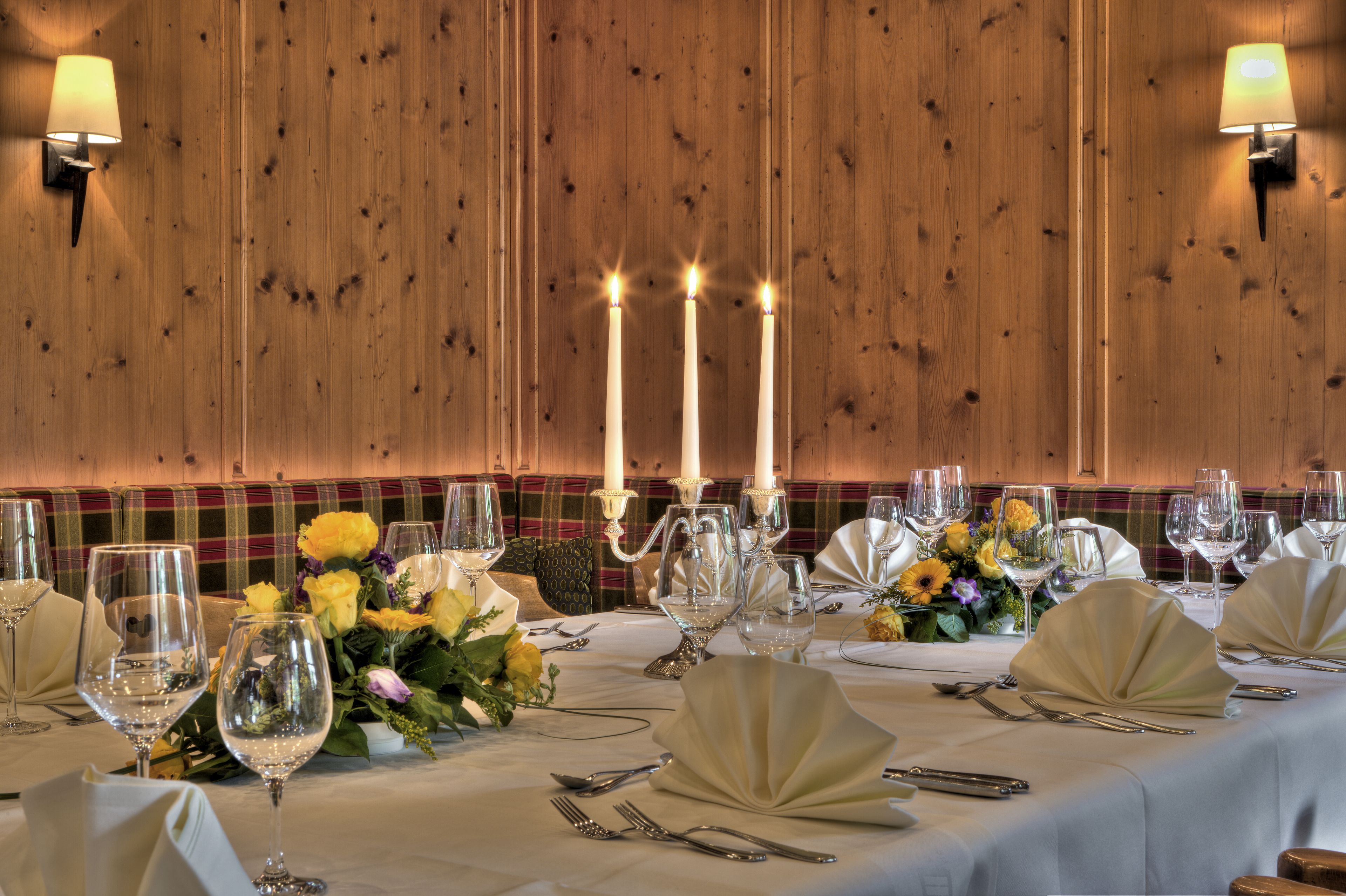 breakfast, lunch, dinner served; regional cuisine, al fresco dining