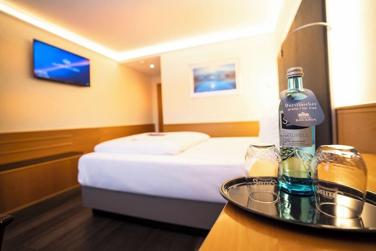 In-room safe, desk, laptop workspace, soundproofing