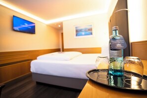 Single Room | In-room safe, desk, laptop workspace, soundproofing - Hotel Bavaria (Sandersdorf-Brehna)