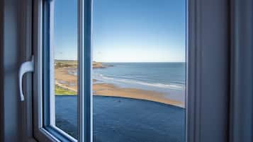 Apartment, Ensuite, Sea View ( 2 Bedroom - Beach Life) | Living area