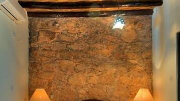 Villa, 3 Bedrooms, Private Pool | 3 bedrooms, desk, iron/ironing board, free cribs/infant beds