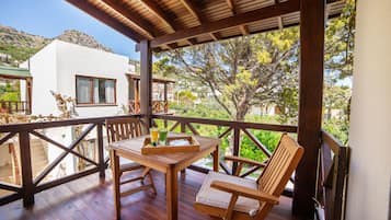 Suite (Healthy Nutrition Program) | In-room safe, soundproofing, free WiFi