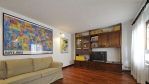 公寓, 2 間臥室, 陽台, 城市景觀 (Calle Coltrera) | 客廳 | 電視