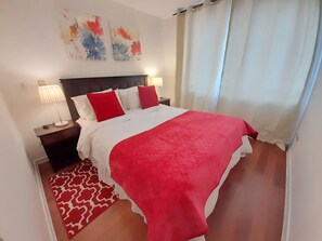 Apartamento, 3 quartos | Roupas de cama premium, individualmente decorados