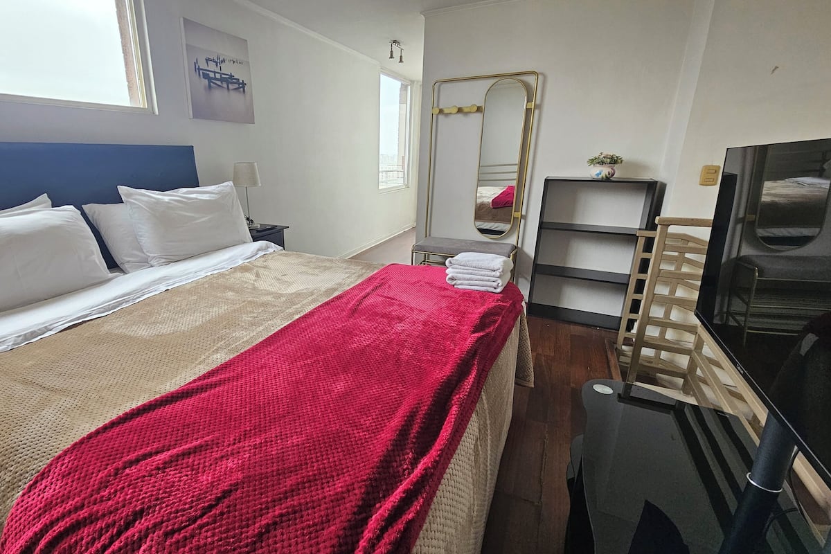 Deluxe Loft, City View | Premium bedding, individually decorated, individually furnished