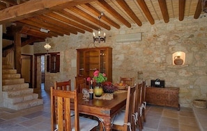 Cottage, 2 Bedrooms, Private Pool | In-room dining - Kirithra (Neo Chorio)