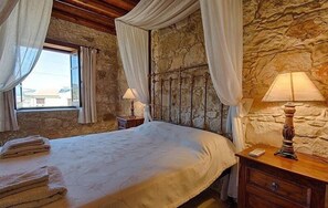 Cottage, 2 Bedrooms, Private Pool | 2 bedrooms, desk, iron/ironing board, free cribs/infant beds