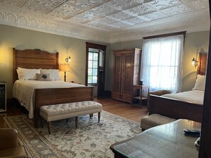 Standard Room, 2 Double Beds, Garden View (Tyfi 1) | Iron/ironing board, bed sheets - The Buxton Inn (Granville)