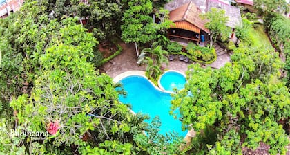 Bubinzana Magical Lodge