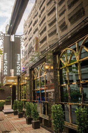 숙박 시설 정면