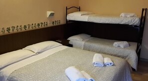 Coffres-forts dans les chambres, lits bébé (en supplément)