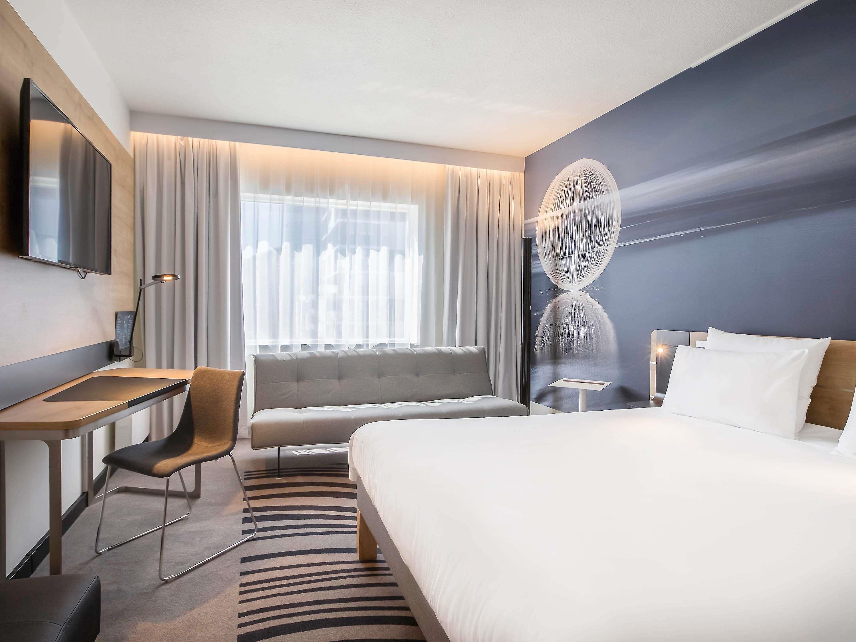 Ropa de cama hipoalergénica y minibar 