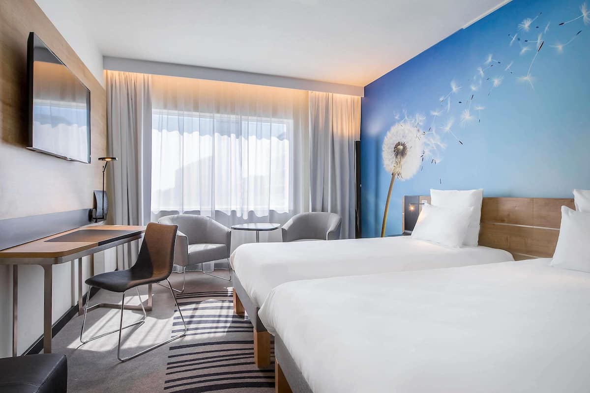 superior twin room, 2 single beds (comfortable) | hypo-allergenic bedding, minibar, in-room safe, desk