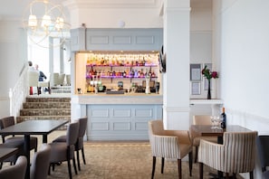 Bar (in der Unterkunft)