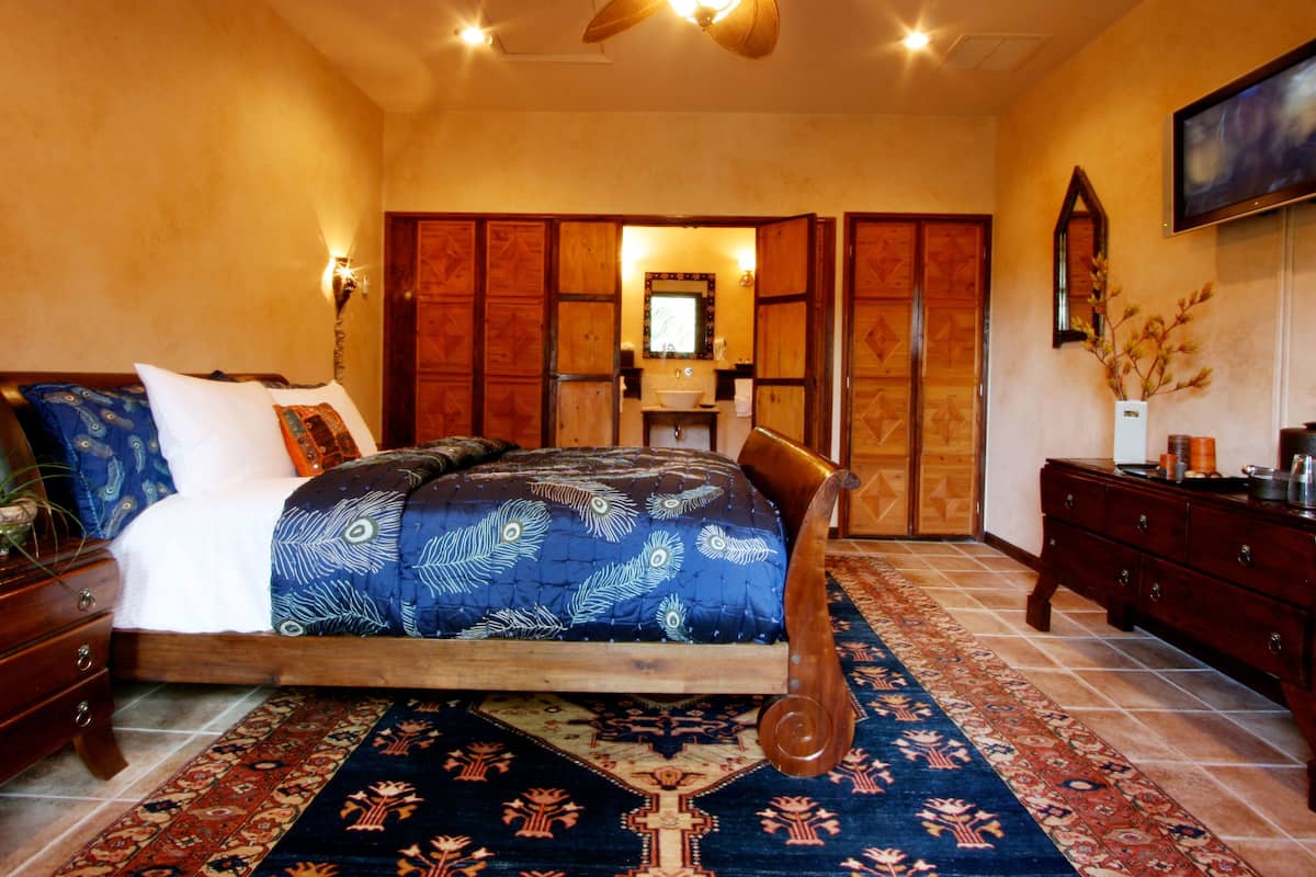 Garden Room | Premium bedding, minibar, in-room safe, desk