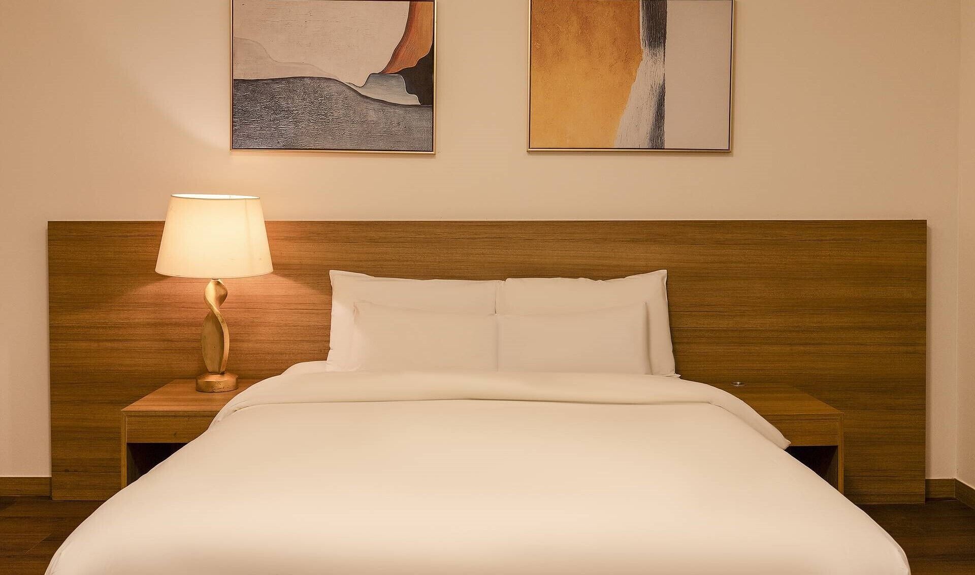 deluxe double room | 1 bedroom, blackout curtains, iron/ironing board, rollaway beds