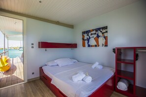 Premium Villa, 2 Bedrooms, Kitchen, Lagoon View - Aqua Lodge (Saint-François)