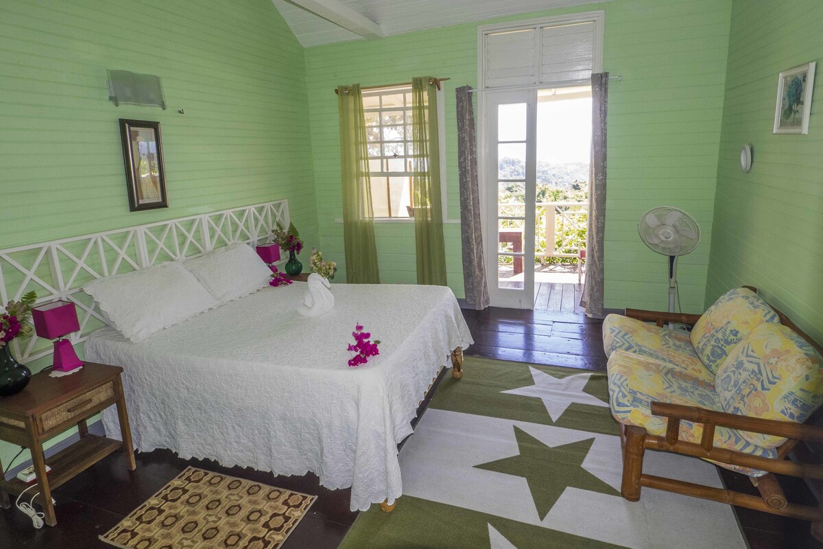 Classic Triple Room, 1 Bedroom, Balcony, Ocean View (Vervain) | In-room safe, individually decorated, individually furnished