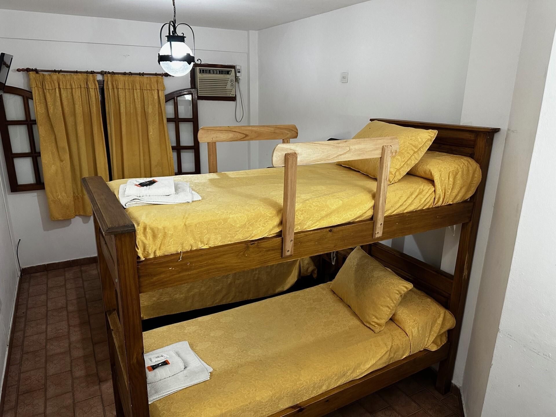 In-room safe, WiFi, bed sheets