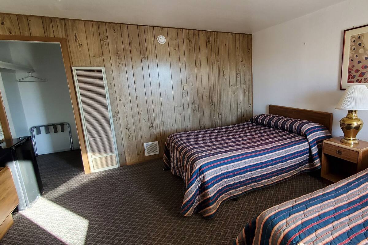 Room, 2 Queen Beds | Free WiFi, bed sheets