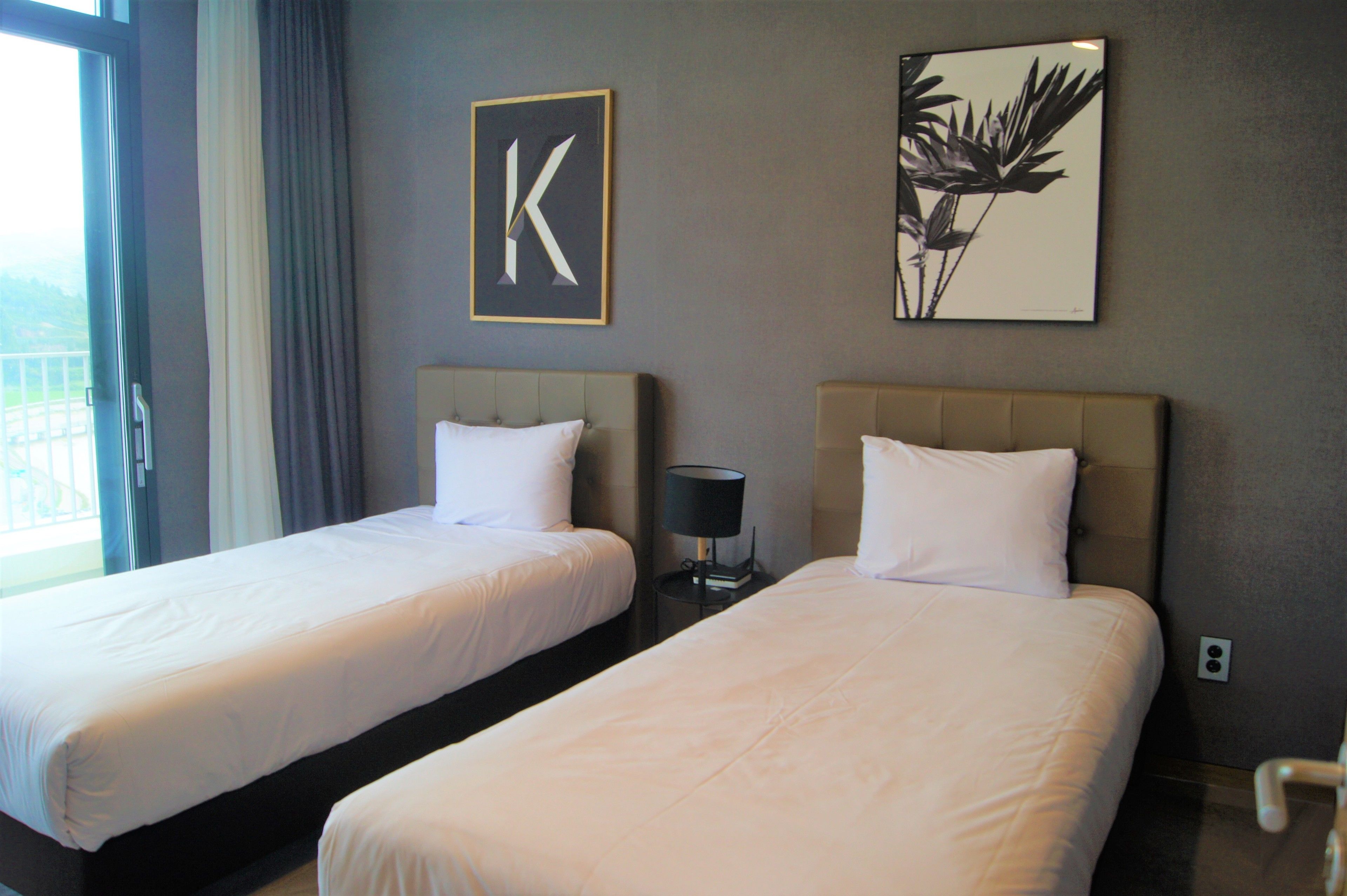 in-room safe, desk, soundproofing, free wifi